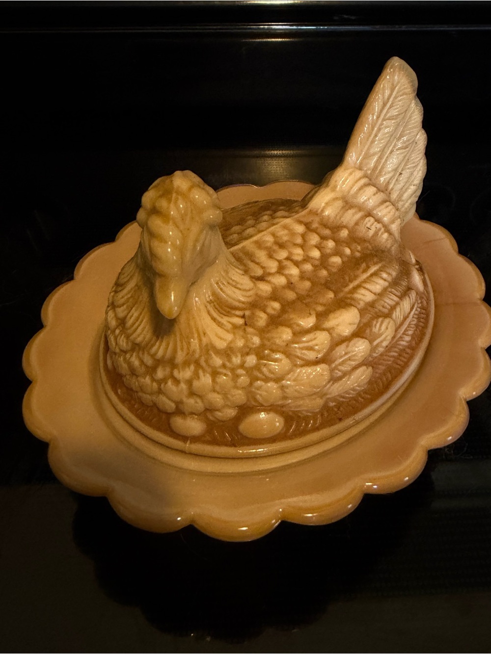 Vintage Mosser Chocolate slag glass nesting hen, like new. - Picture 7 of 16
